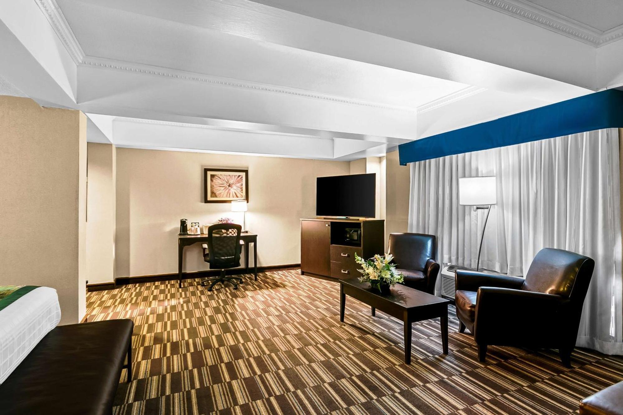 Best Western Downtown Sudbury Buitenkant foto